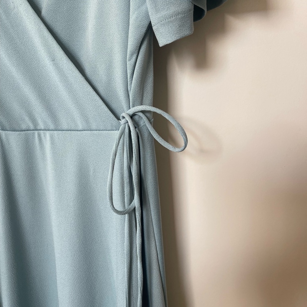 H&M Elegant Blue Wrap Dress - Picture 3 of 7